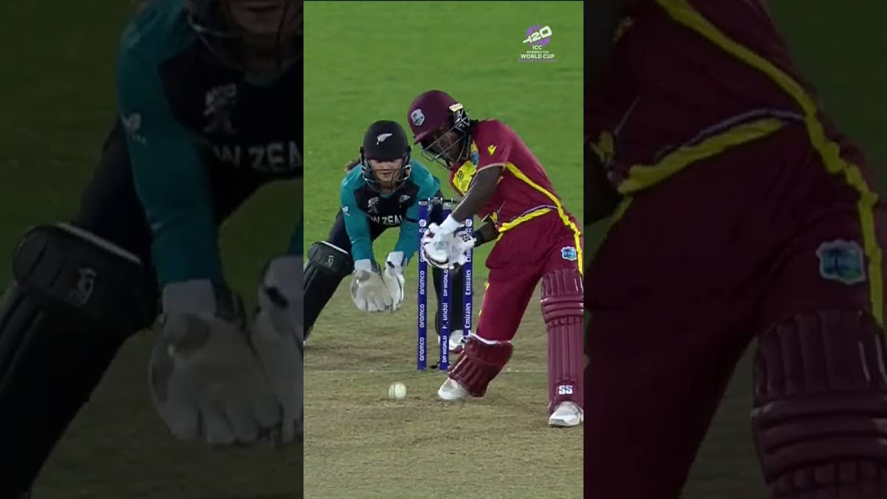 Maddy Green's perfect boundary catch | Women's T20 World Cup 2026