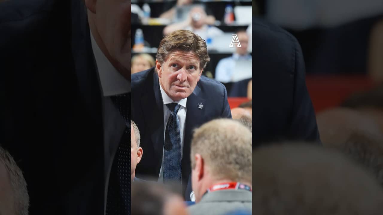 Mike Babcock’s back, Connor McDavid gets his guy