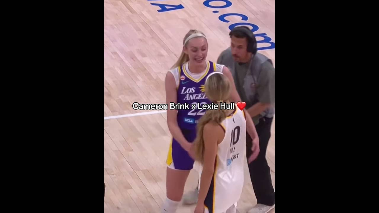 The former Stanford teammates linked up after the Fever-Sparks game 🤝