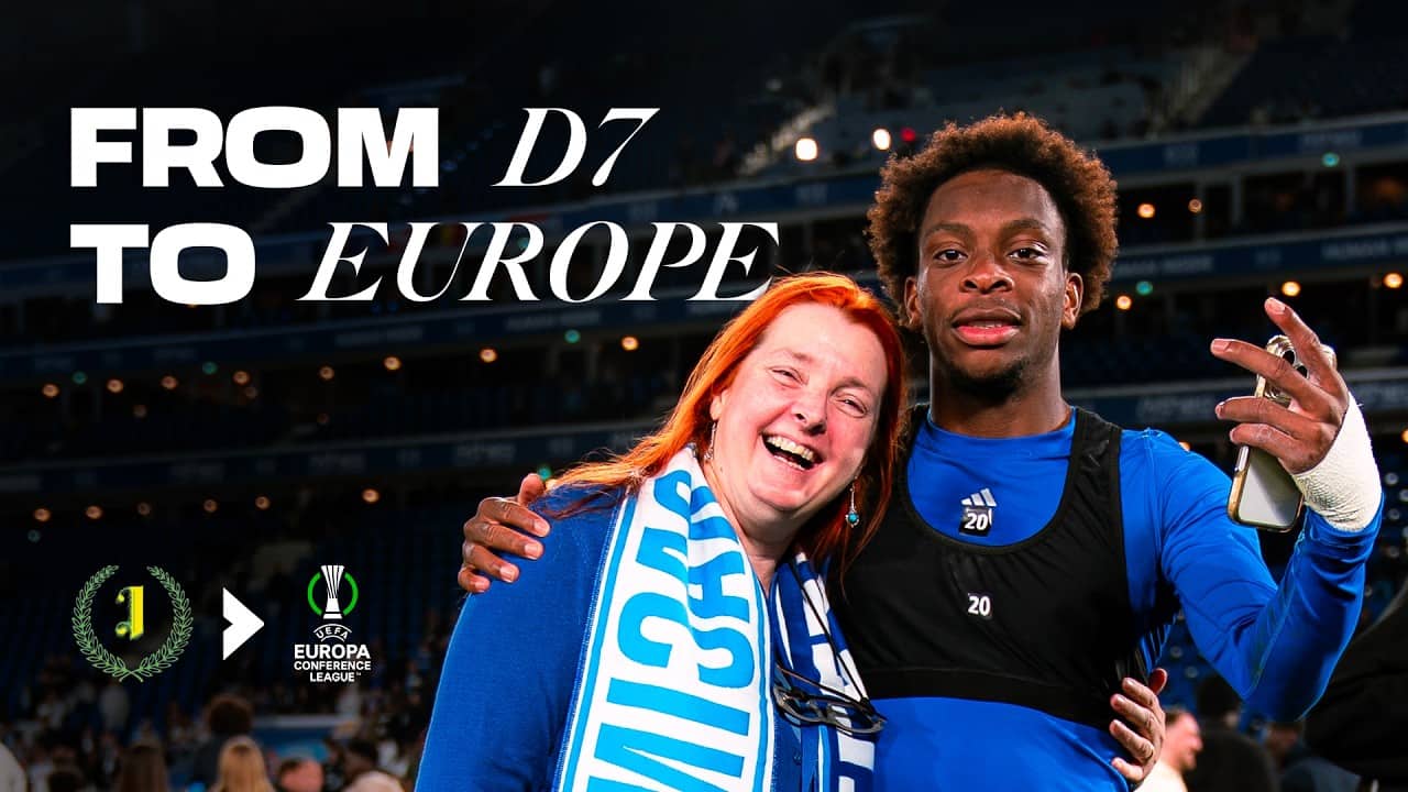 Terry Scott, fan inconditionnelle de Martial Godo de la D7 Anglaise à la Coupe d'Europe 💙