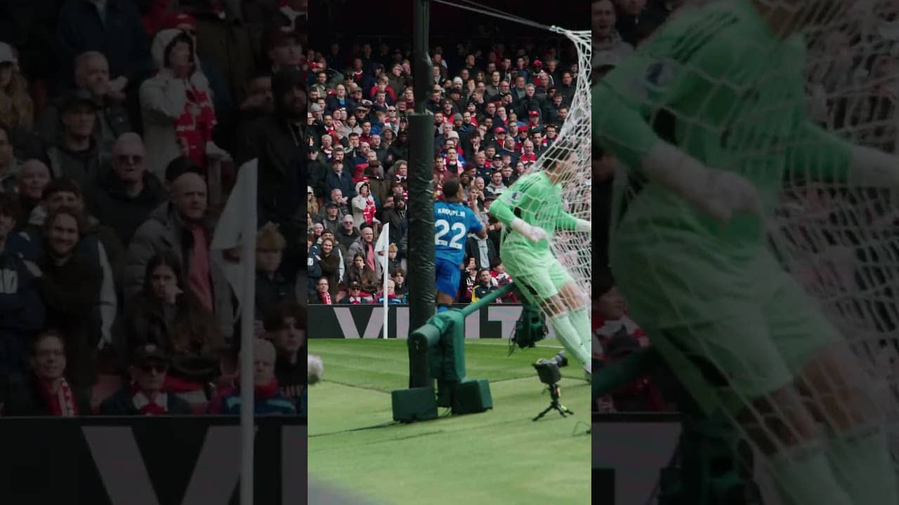 Junior Kroupi opens the scoring at Emirates Stadium against Arsenal 💥 | #afcb #shorts #arsenal