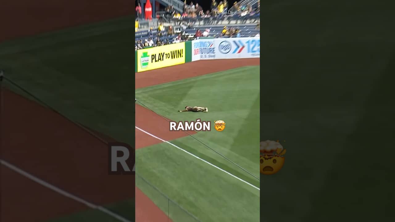 RAMÓN 🤯 #mlb #padres #highlights #baseball #sandiegopadres #defense