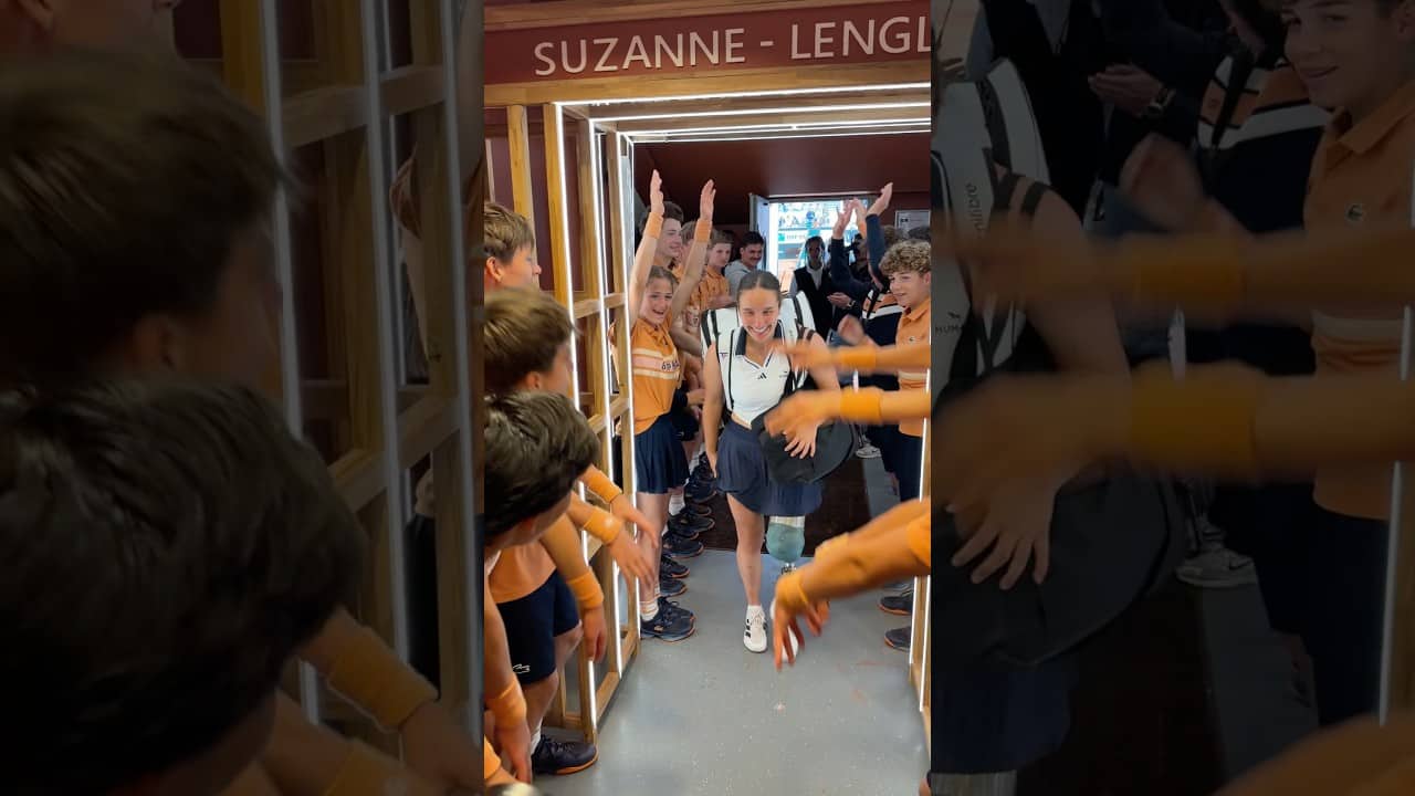 Ksenia Chasteau 🧡 #rolandgarros