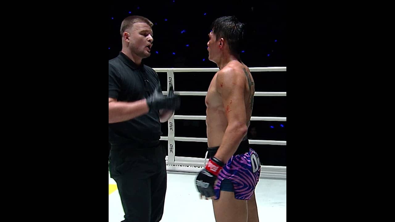 RAPID FIRE 🔥 What an electric Muay Thai battle between Elbrus Osmanov and Saemapetch!