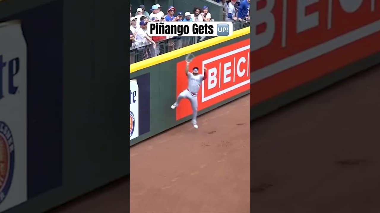 Yohendrick Piñango leaps at the wall! #MLB #BlueJays #Toronto