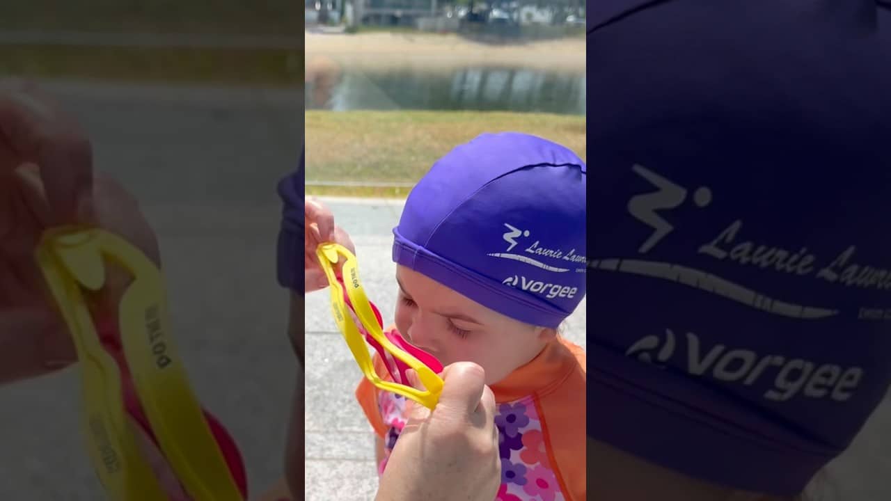 How to put on goggles #swimming #swim #swimmer #pool #goggles