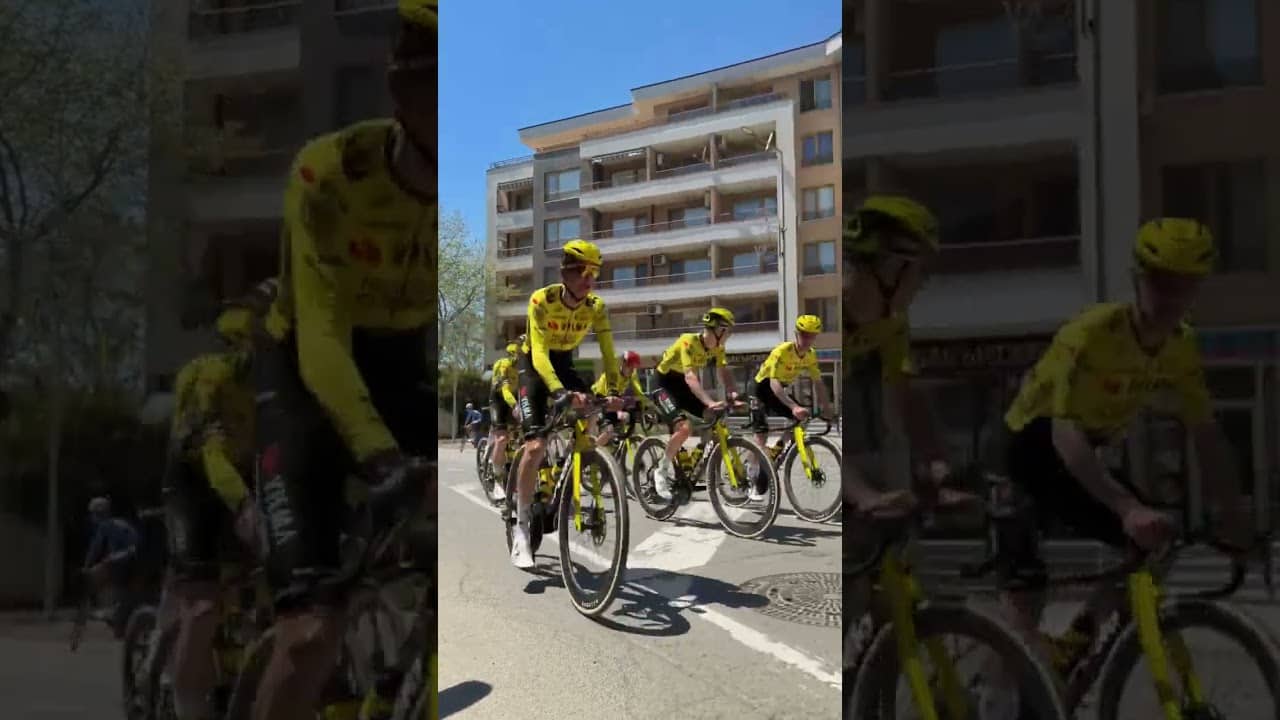 Visma and Vingegaard are ready for the Giro 🙌 Jonas Vingegaard has arrived in Bulgaria.