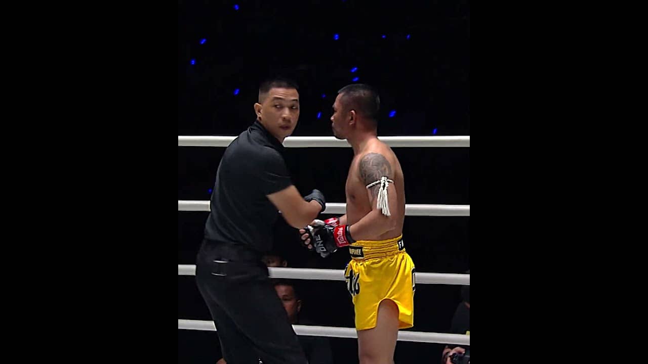 ON FIRE 😤🔥 Relive the heated battle between Thway Lin Htet and Chokpreecha at ONE Friday Fights 121!
