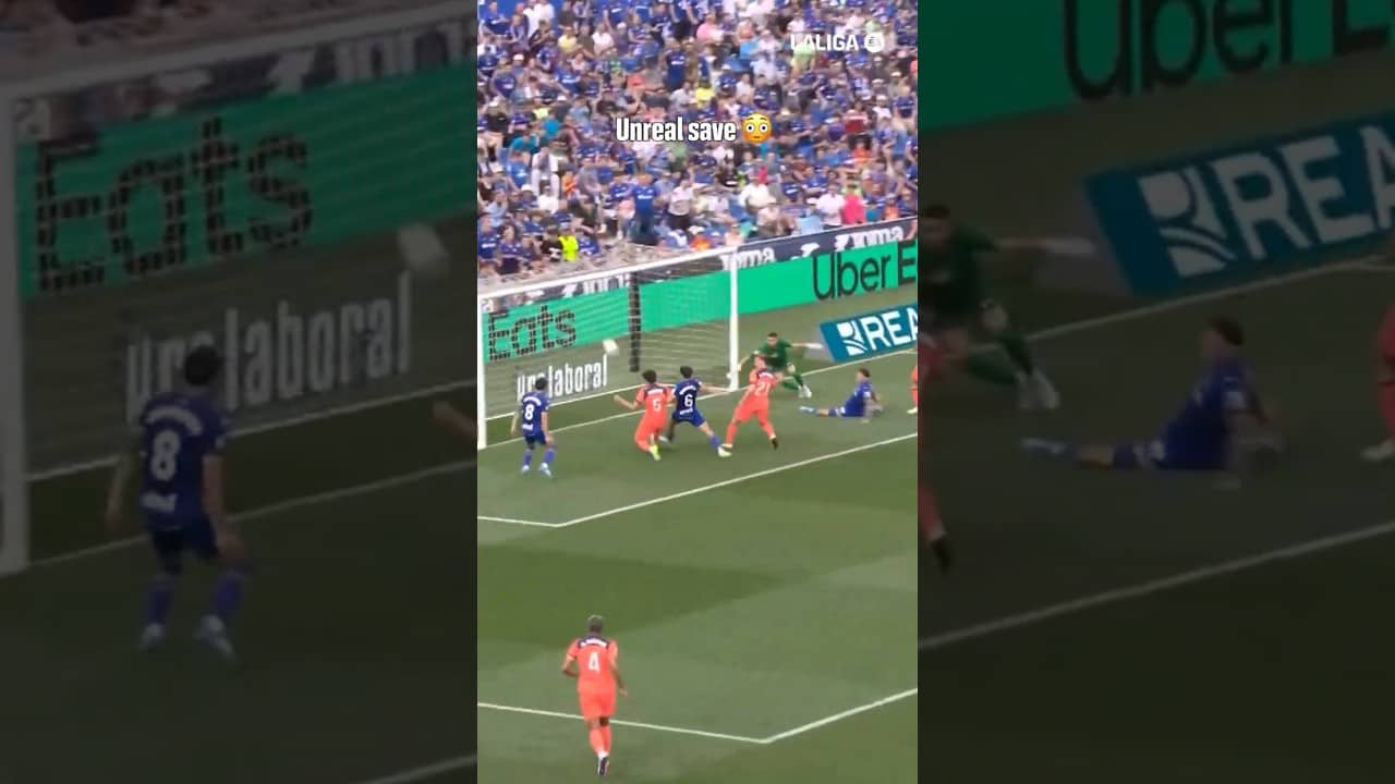 That from Cubarsí is like a goal 🤯 #LaLigaHighlights #shorts #fcbarcelona