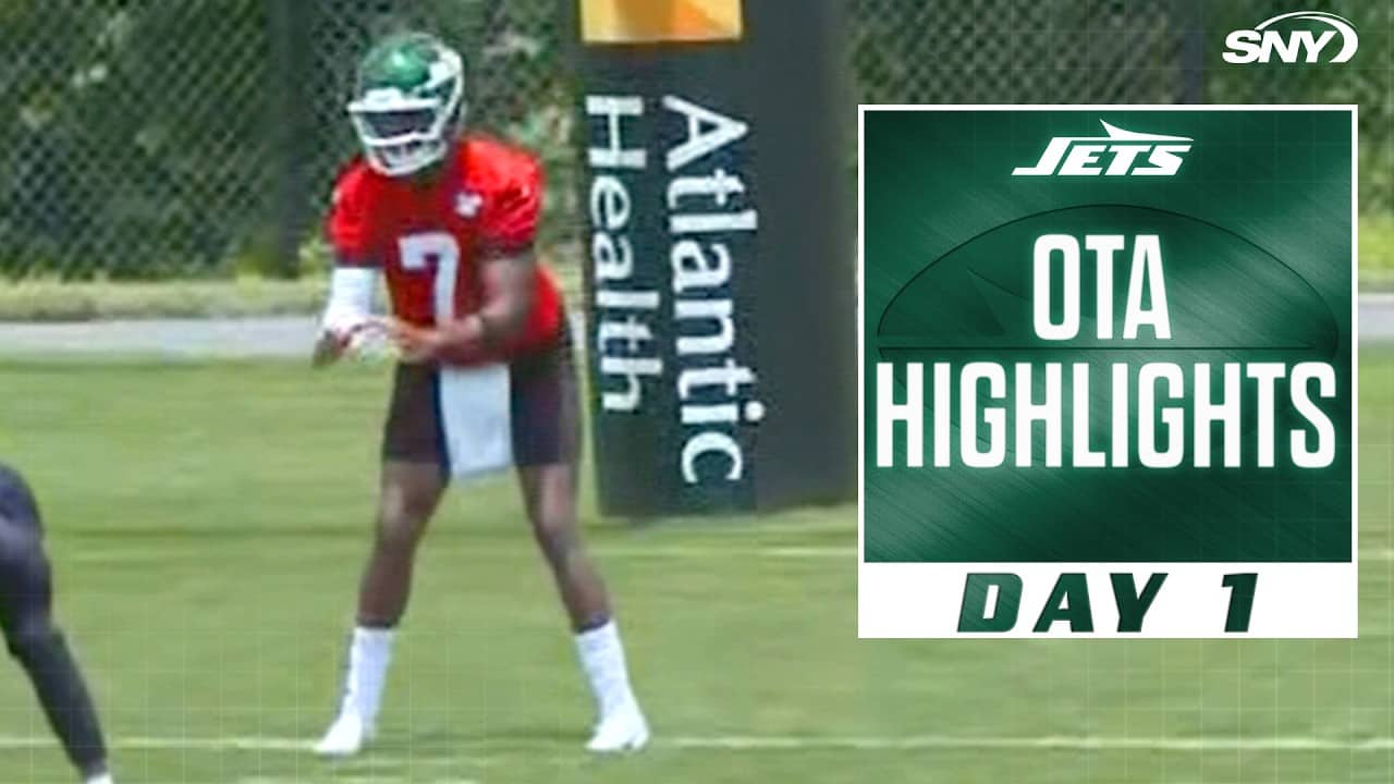 Geno Smith, Garrett Wilson, Breece Hall and more hit the field as Jets OTAs start up