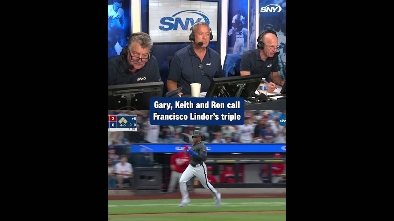 Gary, Keith and Ron on the call for Francisco Lindor's game-tying triple for the Mets! 🎙