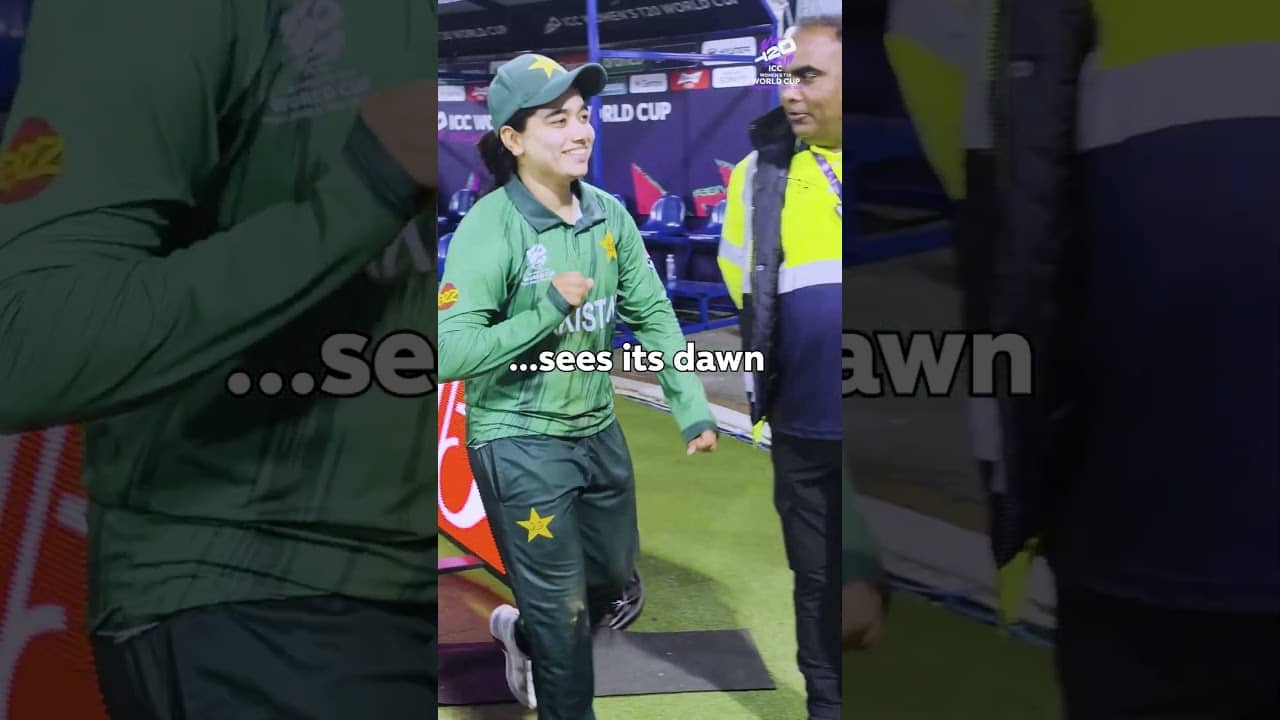 So many emotions for Pakistan captain Fatima Sana at the #T20World Cup 😍