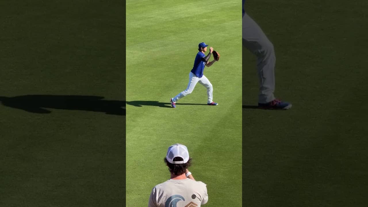 Shohei Ohtani Flat Ground Pitching #dodgers