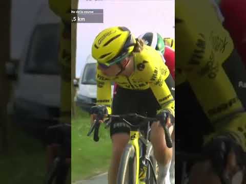 Pauline Ferrand-Prevot drags an elite group clear!