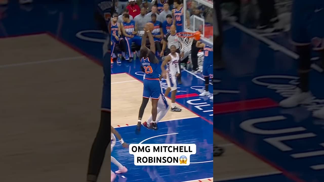 This Mitchell Robinson alley-oop was NASTY😮‍💨