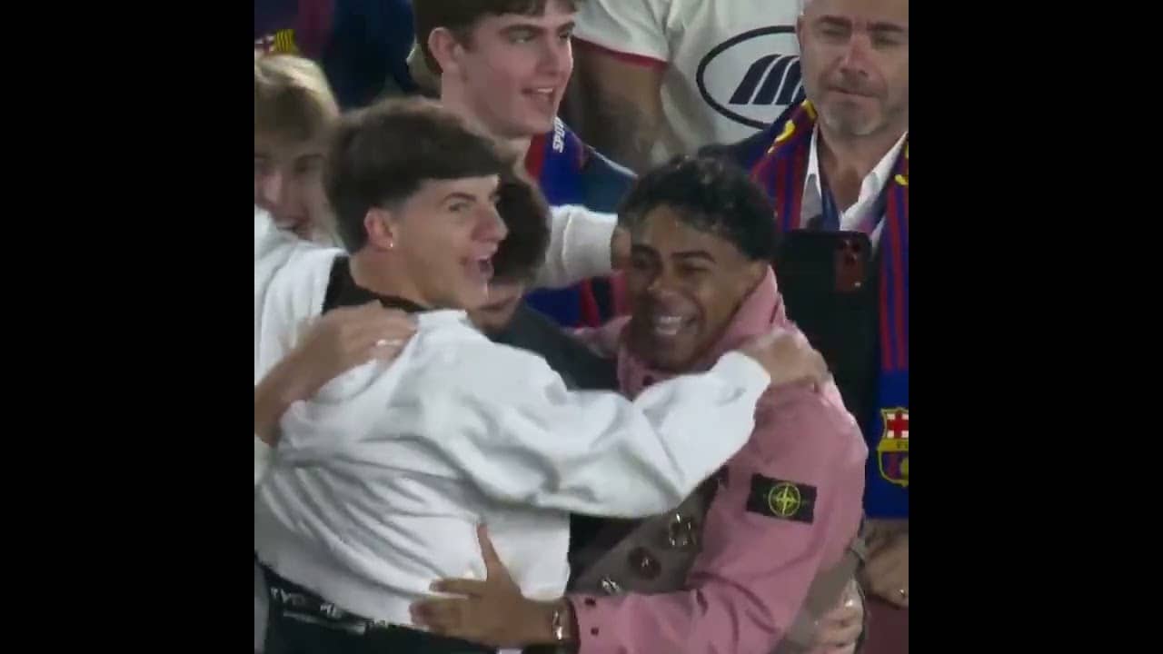 Lamine Yamal on cloud nine watching Barcelona wrap up LALIGA in ElClasico 🙌