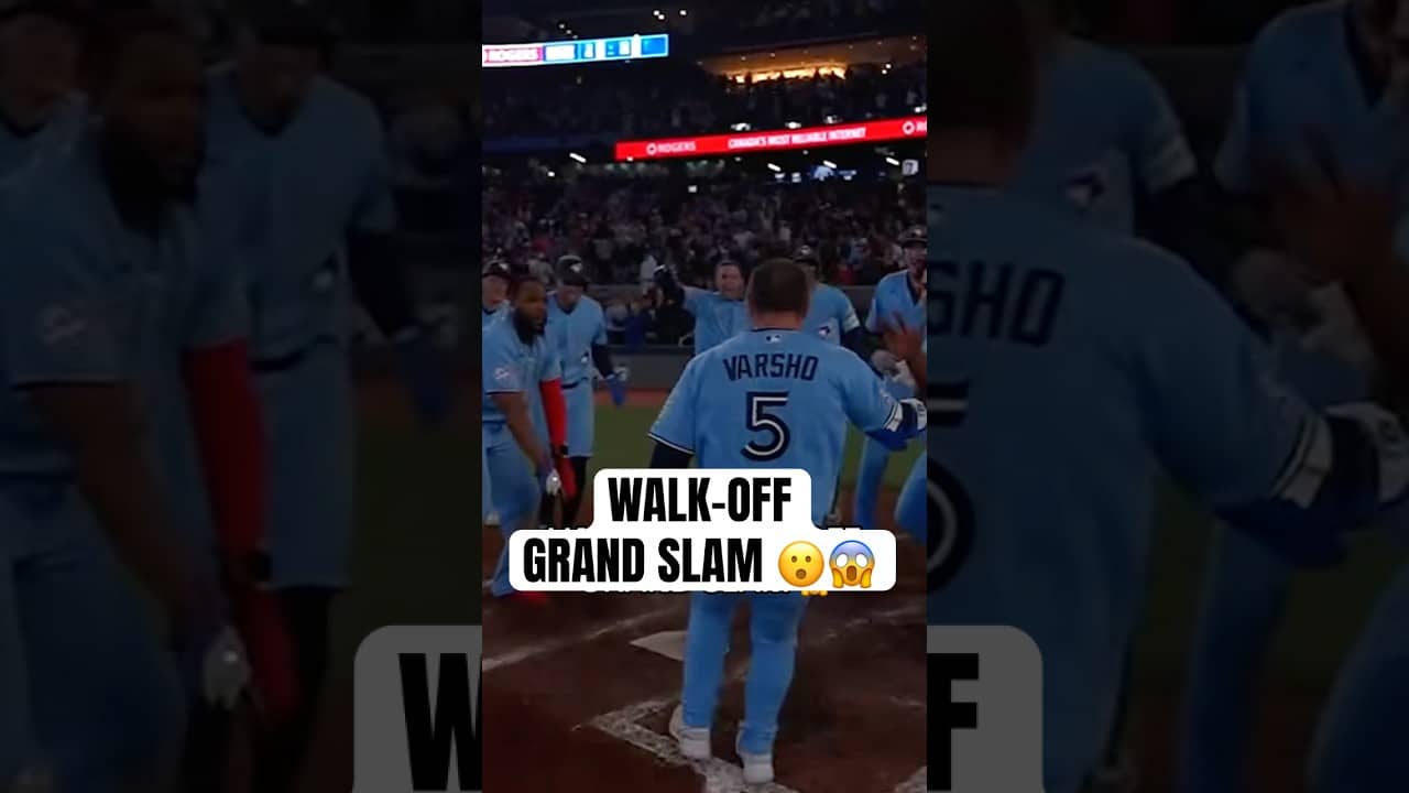 DAULTON VARSHO WALKS IT OFF WITH A GRAND SLAM 🤯 #MLB #BlueJays