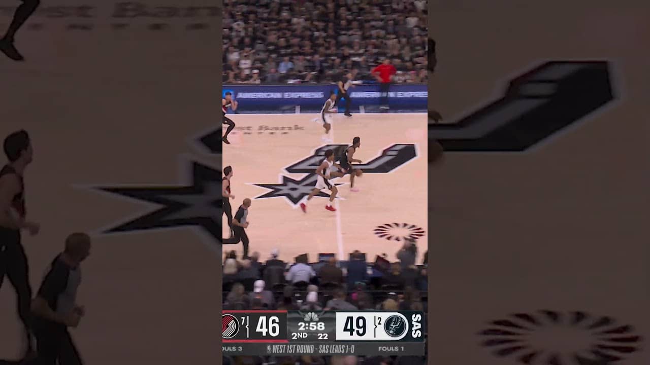 Donovan Clingan Block To A Scoot Henderson Lay! #donovanclingan #scoothenderson #block #NBA