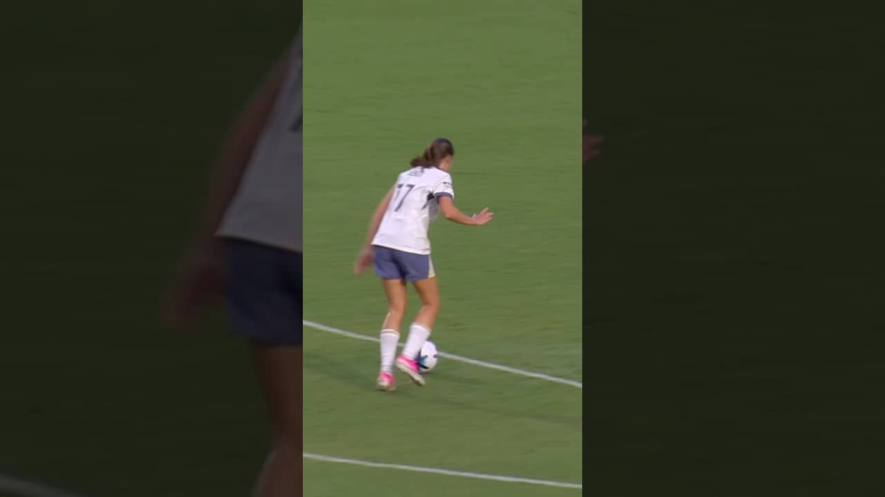 Sally Menti smashes it 💥⚽️ #nwsl #soccer #football