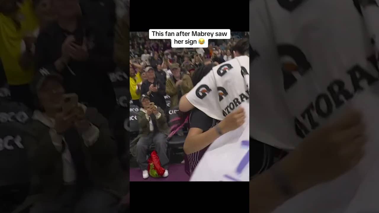 Marina Mabrey made time for the fans after her historic 53-point night 🔥