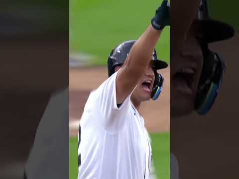 Eduardo Valencia homers in his first MLB at-bat!