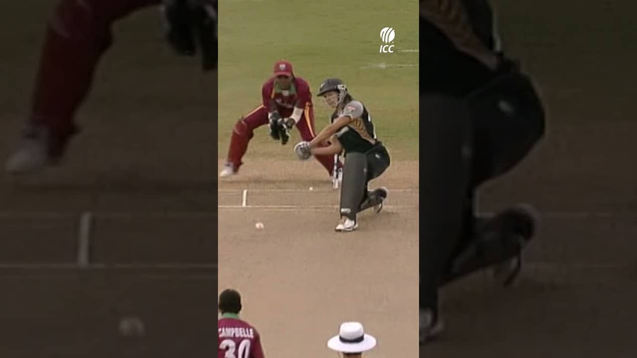 Sara McGlashan's thorough batting helped New Zealand get into the #T20WorldCup 2010 final 🙌