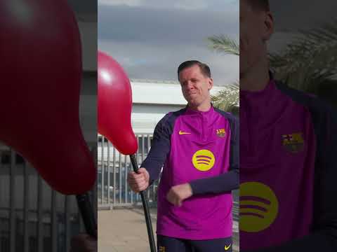When balloons become a problem 🎈😂 #shorts #fcbarcelona