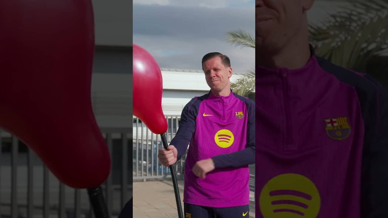 When balloons become a problem 🎈😂 #shorts #fcbarcelona