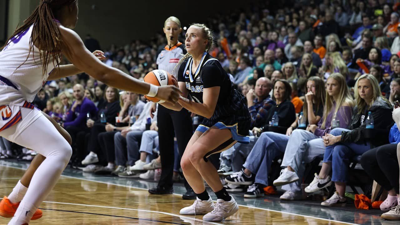 HIGHLIGHTS: Hailey Van Lith Drops 20 PTS, Shoots 8-for-8 in Sky's Preseason Opener Against Mercury