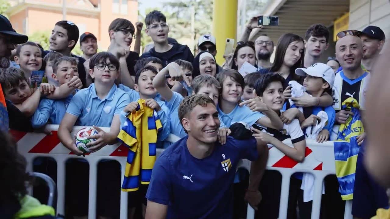 Open Training at the Tardini + Meet & Greet with Fans 💛💙