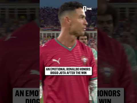 Cristiano Ronaldo puts on a Diogo Jota shirt to honor his late Portugal teammate