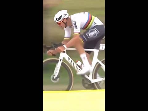 Somehow Mathieu van der Poel makes the brutal cobbles of Roubaix look beautiful 🤩