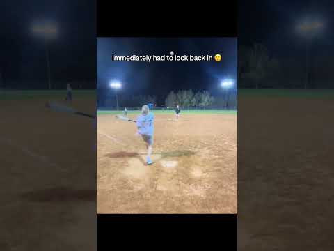 Did he volley a baseball? 😳 (via @korebaseball/TT)