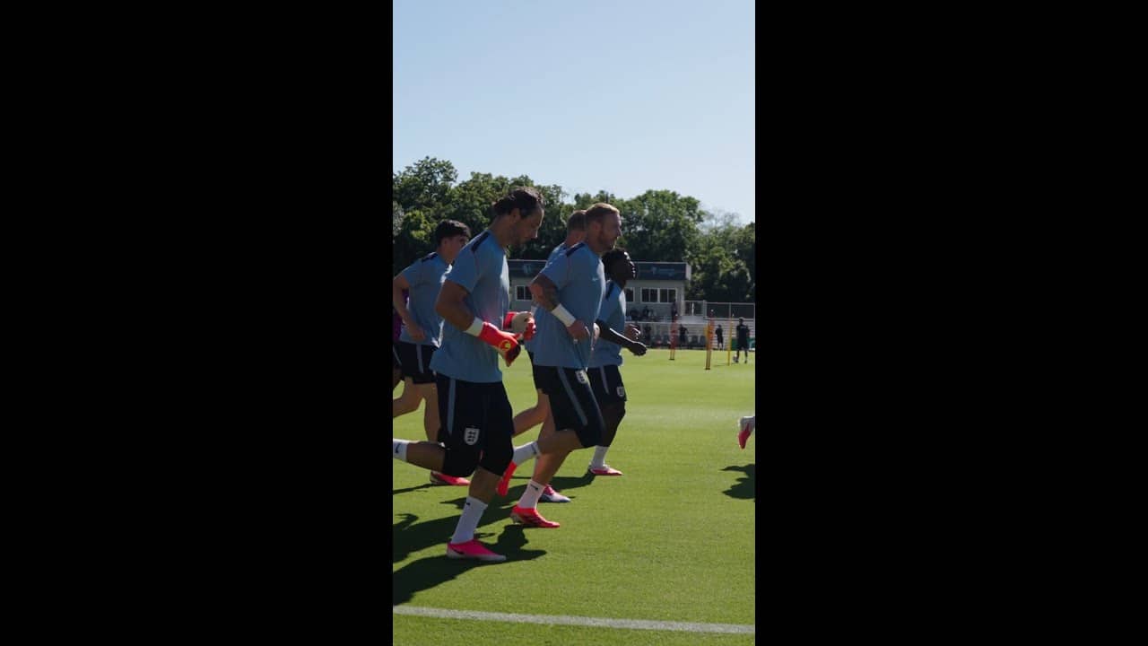 England's first training in Kansas City 🏴󠁧󠁢󠁥󠁮󠁧󠁿🦁