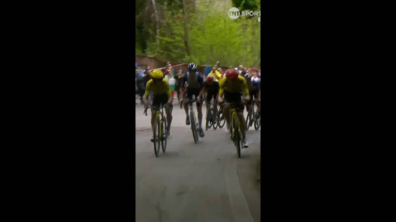 Jonas Vingegaard lunches his first attack at the Giro d’Italia! 🚀
