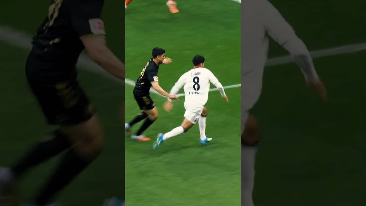Special delivery von Farès Chaibi für Jonny Burkardt ⚽️