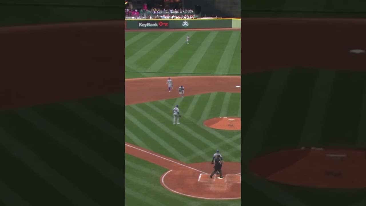 Brett Baty comes charging in to make the play 😤 #mlb #mets #baseball #sports #highlights #mariners