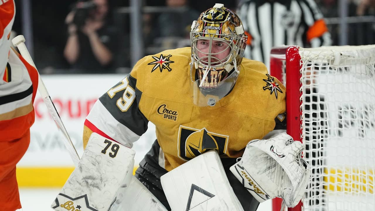 Carter Hart's Top Saves in Round 2, Game 1 Against the Anaheim Ducks