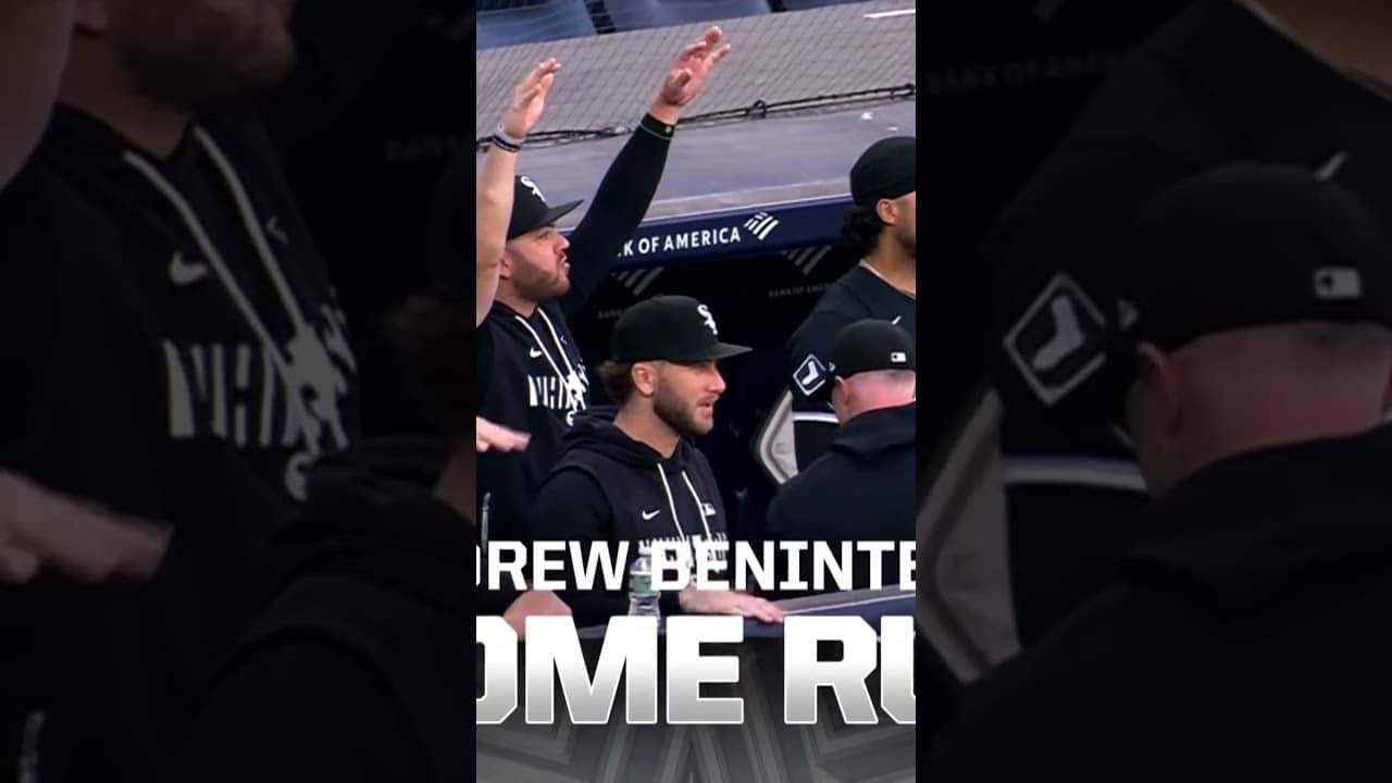 Benny goes yard in the Bronx 😤 #mlb #shorts #highlights