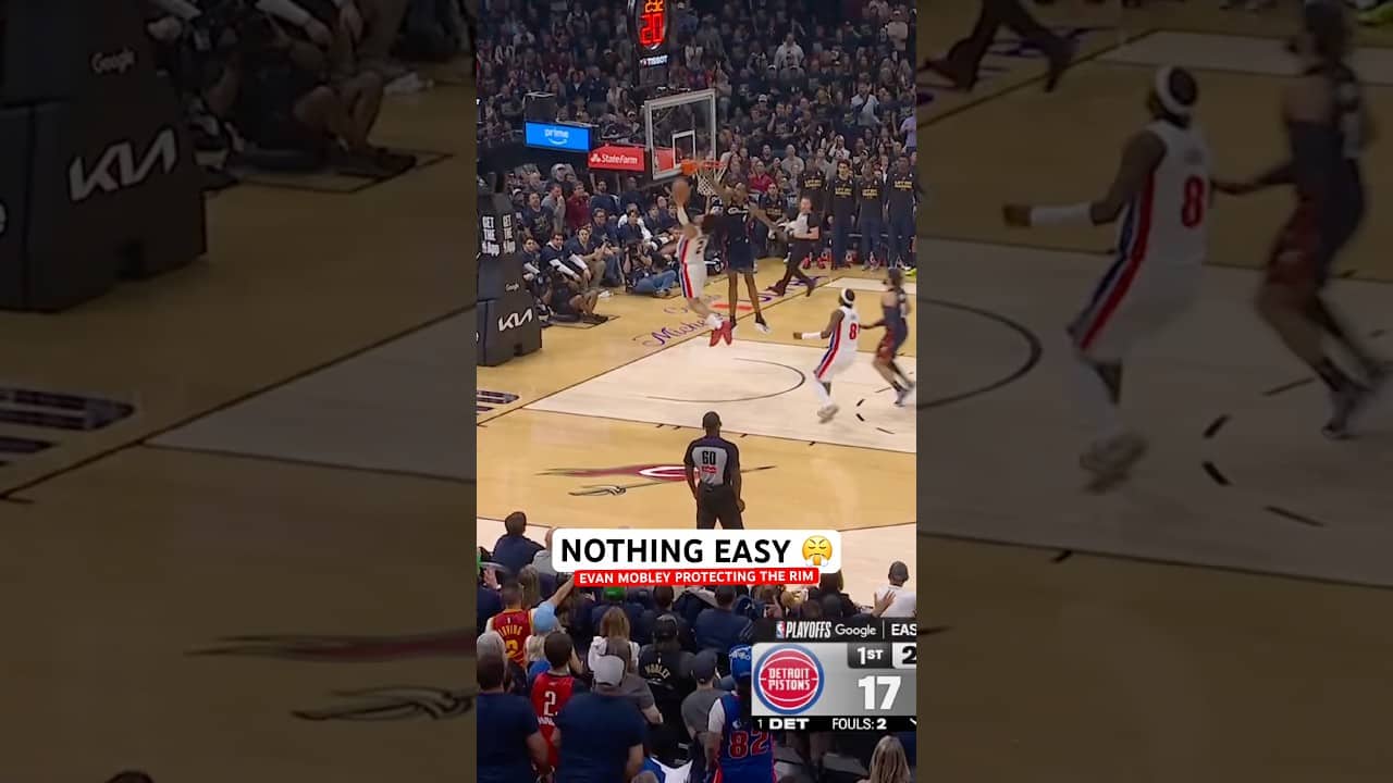 Evan Mobley with elite rim protection 💪