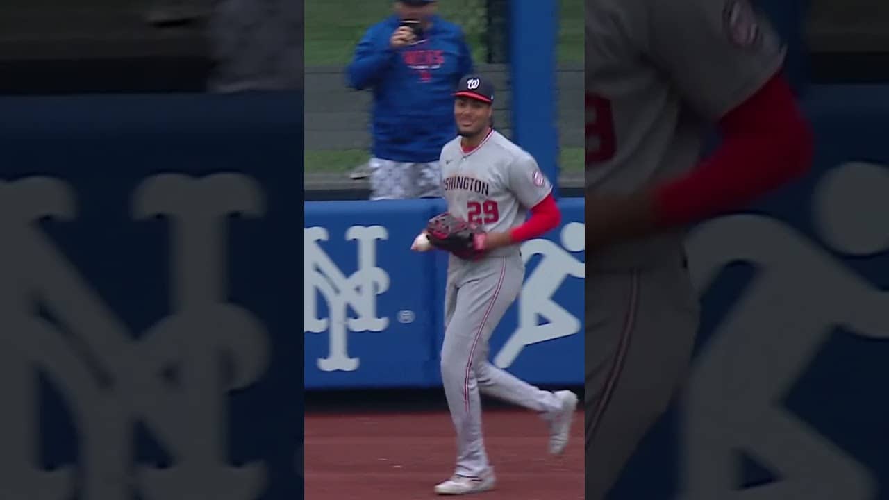 James Wood takes a home run away from Juan Soto! 🤯