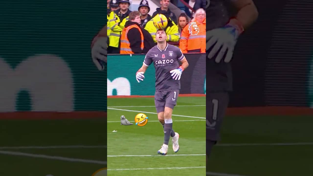 Emi Martinez or A SEAL?! 🦭
