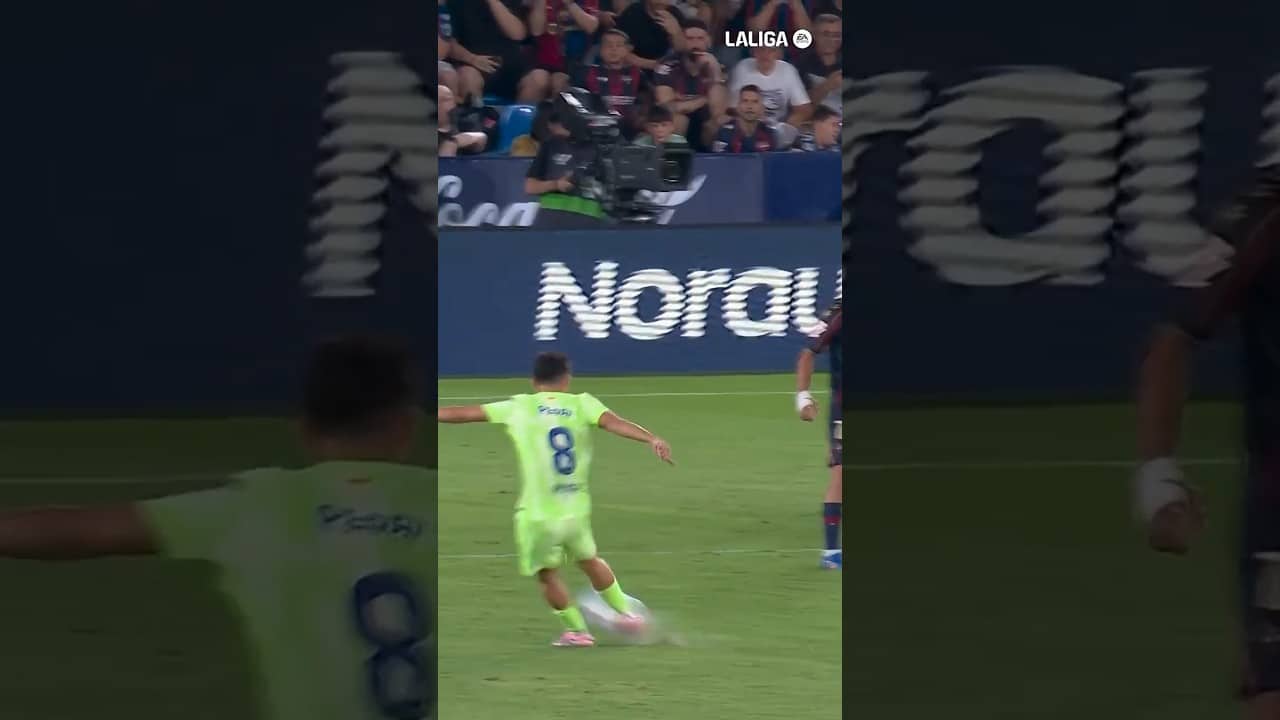 Pedri’s talent has no limits 🧙🏻 #shorts #fcbarcelona #pedri
