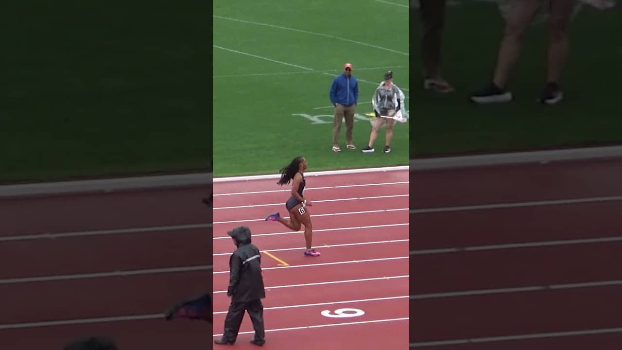 DIFFERENT LEVEL 🤯 Mariah Maxwell clocked a 22.25