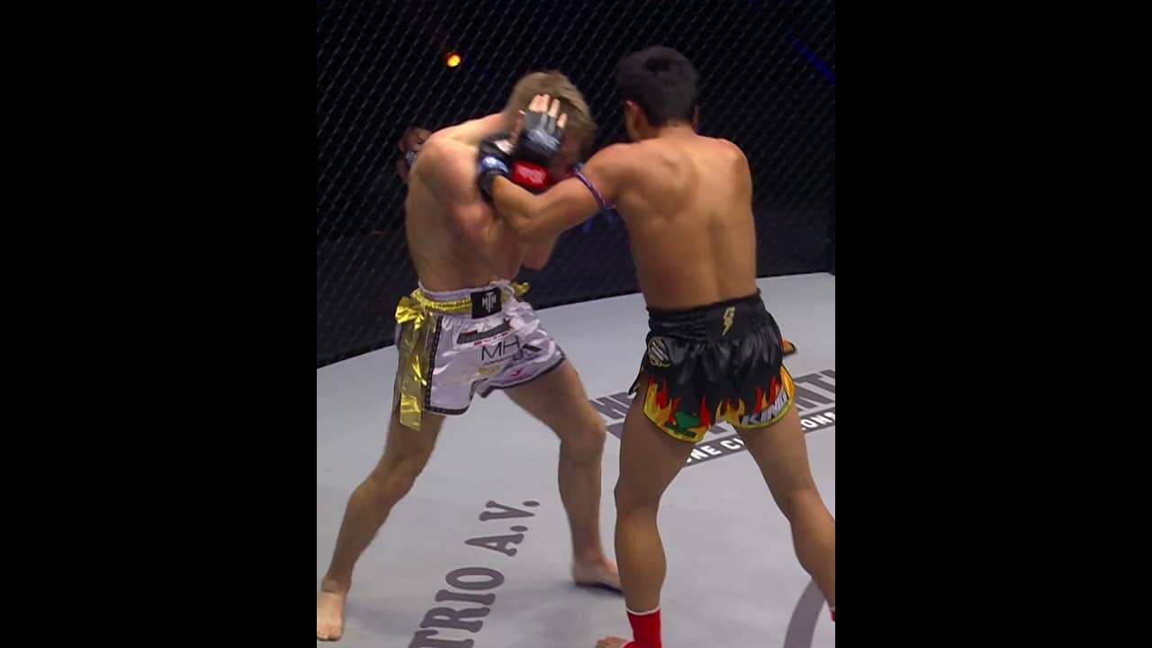 Muay Thai BANGER 🔥💯 Jonathan Haggerty defends his crown against Yuki Yoza at ONE SAMURAI 1!