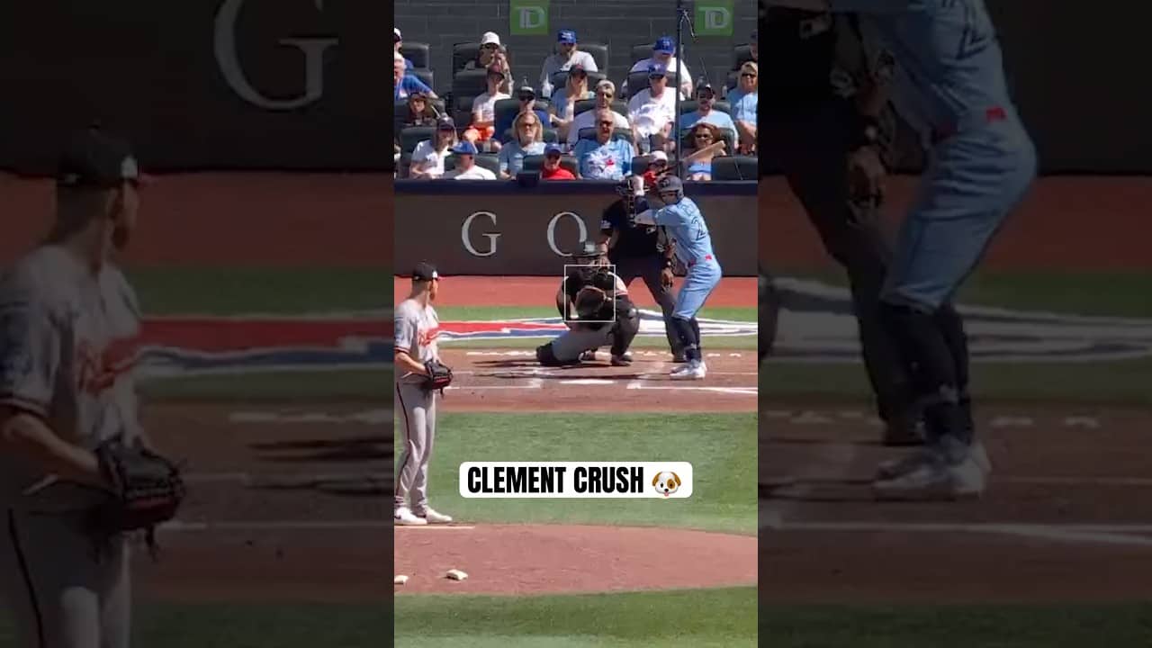 Ernie Clement’s bat is on fire! #MLB #Toronto #BlueJays