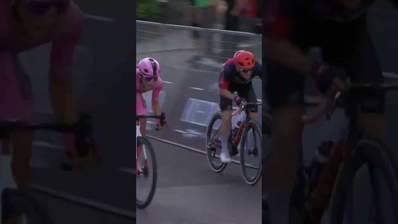 BALSAMO AGAIN 🔥🇮🇹 Elisa Balsamo extends her GC lead at the Giro d'Italia Women with a Stage 3 win! 👏