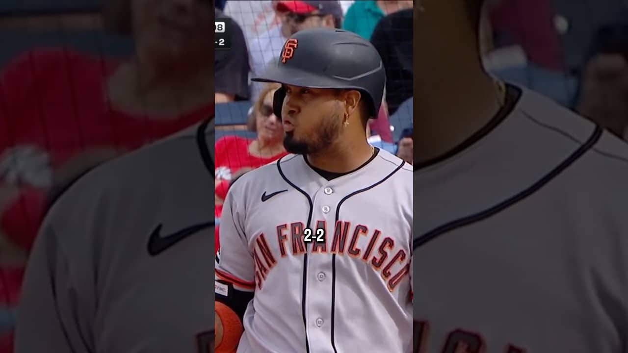Luis Arraez stretches an 0-2 count into a 9-pitch single