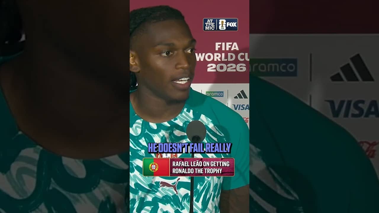 Rafael Leão speaks on Cristiano Ronaldo and his impact on Portugal as a team