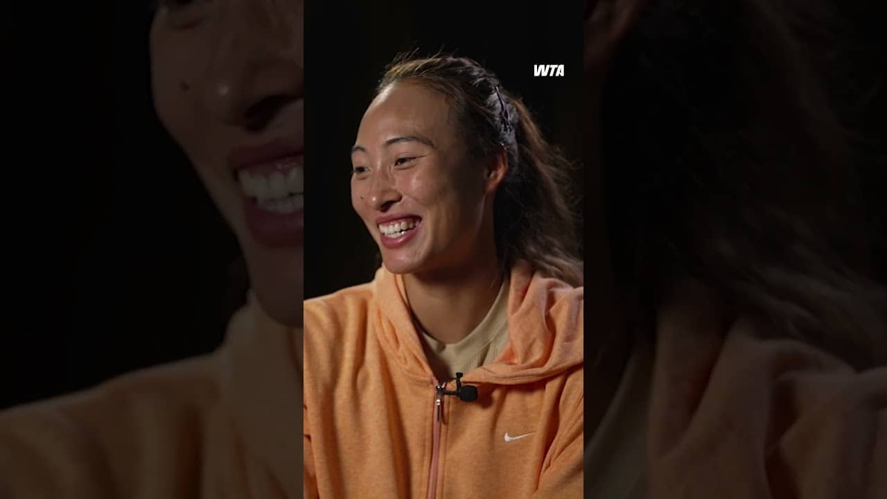 ¡Hola! 👋 Zheng Qinwen brushes up on her Spanish while in Madrid! #wta #tennis #interview #sports